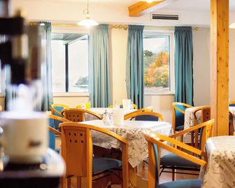 Aquamarina Hotel Visegrád - Budapest - Restaurant