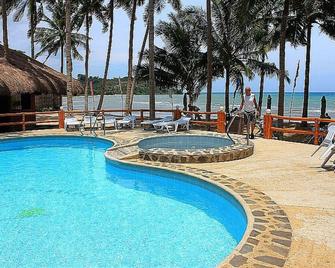 Kayla'a Beach Resort - Dimiao - Piscina