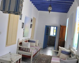 Houch Dar Elkhir Guest House: 3 Suites - Houmt Souk - Living room