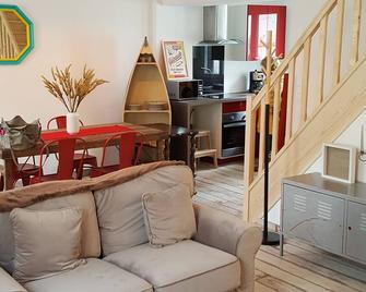 Beautifully renovated fisherman's house of 60 m2 in Etaples sur Mer - Étaples - Salon