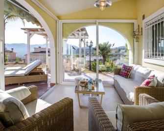 Holiday Home El Descanso by Interhome - Gata de Gorgos - Patio