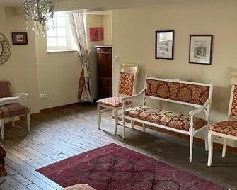 Gîte \'Colombier\' - La Chaussee-sur-Marne - Sala de estar