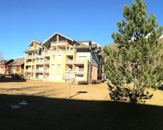 Serre Chevalier 1400: Apartment/ flat - La Salle-les-Alpes - La Salle-les-Alpes - Bâtiment
