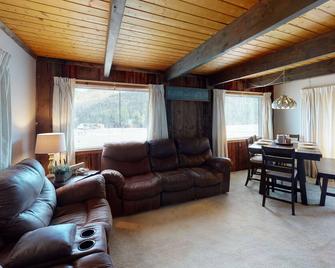 Aspen Hollow In The Upper Valley With High Speed Wifi - Red River - Вітальня
