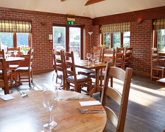 The White Hart by Green King Inns - Chalfont St. Giles - Restaurante