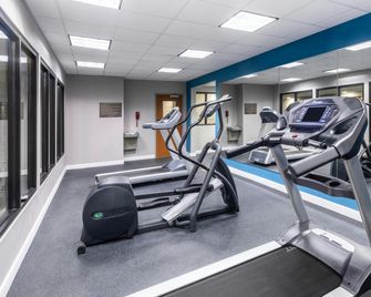 Garner Hotel North Bergen - NYC Gateway by IHG - Норт-Берген - Тренажерний зал