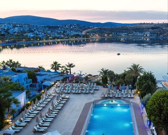 Royal Asarlik Beach Hotel - Bodrum