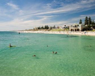 New Listing - Balinese Style Studio Retreat! - Fremantle - Beach