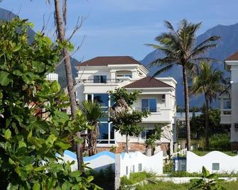 Taroko Bay B&B - Xincheng Township - Edificio