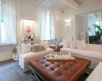Hall - Empoli - Sala de estar
