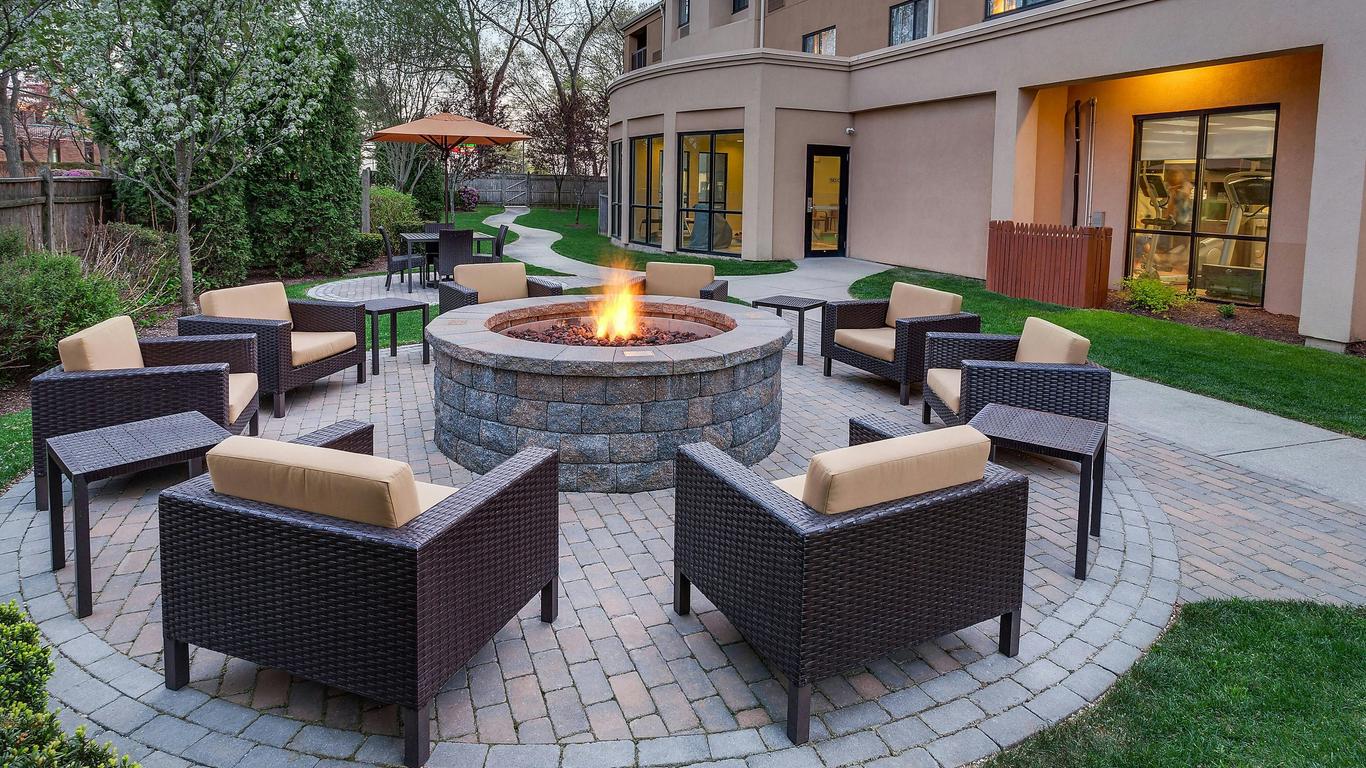 كورتيارد باي ماريوت بروفيدنس ورويك