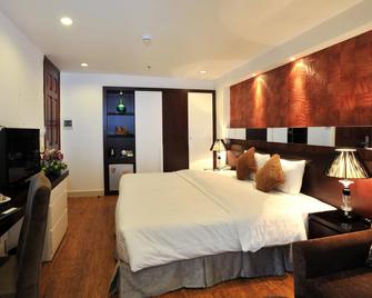 Hanoi Legacy Hotel - Hang Bac - Hanoi - Bedroom