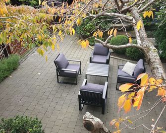 Aurora on George - Dunedin - Patio