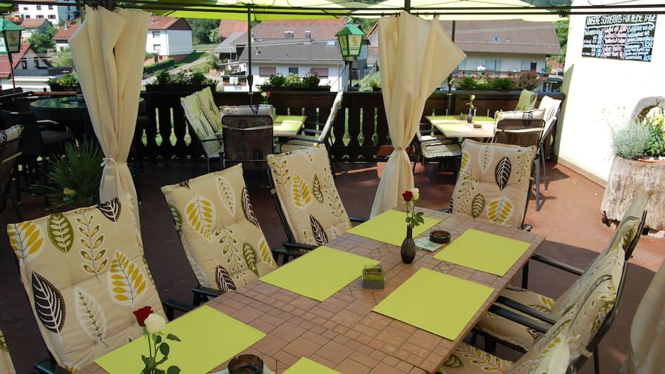 Hotel Grüner Baum mit Restaurant & Wellness