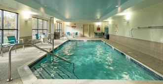 TownePlace Suites by Marriott Bangor - Bangor - Alberca