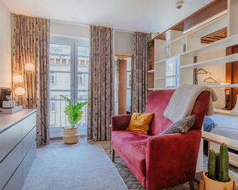 Advastay By King's - מינכן - סלון