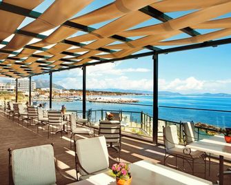 Ramada by Wyndham, Athens Club Attica Riviera - Maratón - Balcón