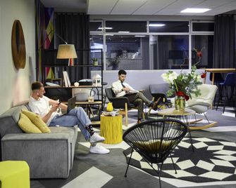 ibis Styles Crolles Grenoble A41 - Crolles - Edificio
