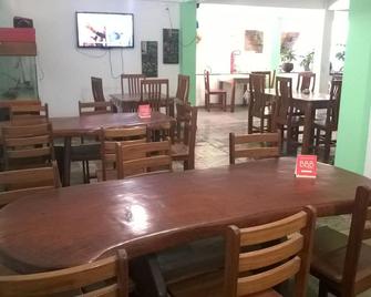 Bbb Simplerooms Centro Lauro De Freitas - Lauro de Freitas - Restaurante