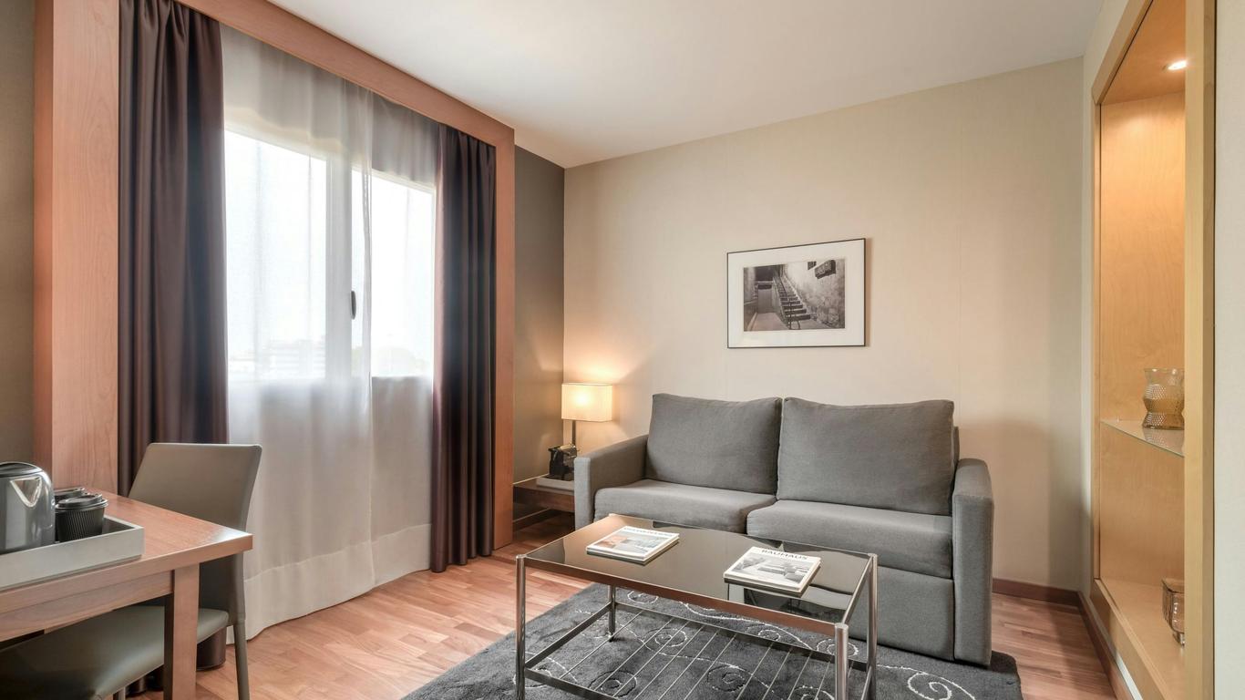 AC Hotel by Marriott Sevilla Forum