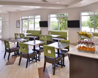 Holiday Inn Express & Suites Mooresville - Lake Norman By IHG - Mooresville - Ресторан