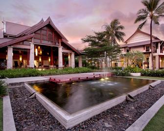 Apsara Beachfront Resort And Villa - Takua Pa - Hall d’entrée