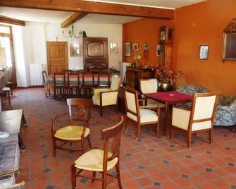 Family House 20-22 People - La Bâtie-Neuve - Restaurante