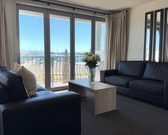 Bluewater Hotel - Napier