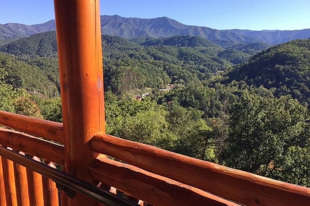 Views! June, July & Christmas! 2 Bd-2 Bawater Park! Mountain Top! Pet Welcome! - גאטלינברג - מרפסת