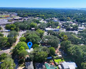 Modern Coastal Cottage Near Destin & Beaches - Niceville