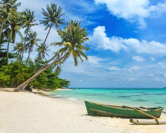 Syailendra Hotel Syariah Jepara - Jepara - Plage