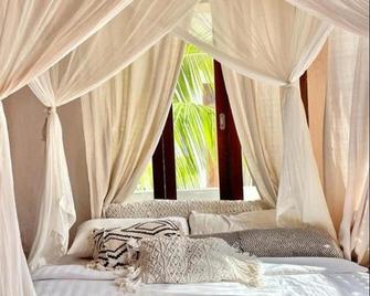 Sannyas Boutique Hotel - South Kuta - Bedroom