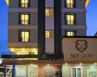 Side Leon Otel - Side - Building
