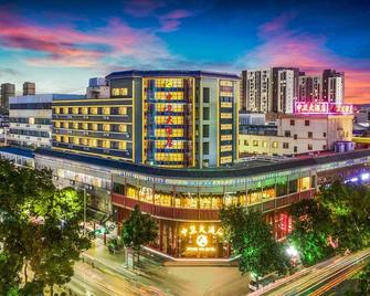 Zhongwei Grand Hotel - Zhongwei - Building