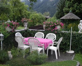 Dormitory Room - Pension & Bungalow 'Haus Rita' - Obervellach (Spittal an der Drau) - Patio