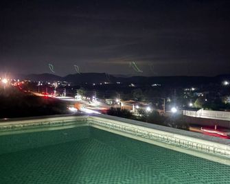 Cabana near San Luis Potosi - 산타 마리아 델 리오 - 수영장