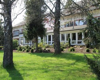 Gästehaus am Kurpark - Villingen-Schwenningen - Gebouw