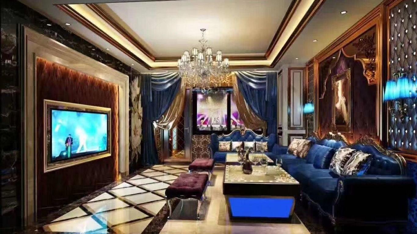 Shuanglong Plaza Hotel