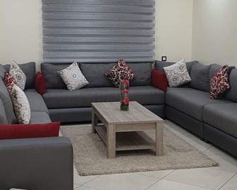 Appartements ensoleilles a 5 min de la plage El Jadida - El Jadida - Wohnzimmer