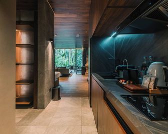 Piece Lio from Japan Managed by H Hospitality Group - El Nido