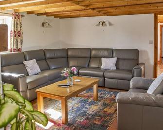 Conquer Hall - Montgomery - Sala de estar