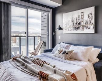 Appartement Luxe, Incredible Sunset View, Pool, Parking, Near Old Québec - Quebec - Habitación