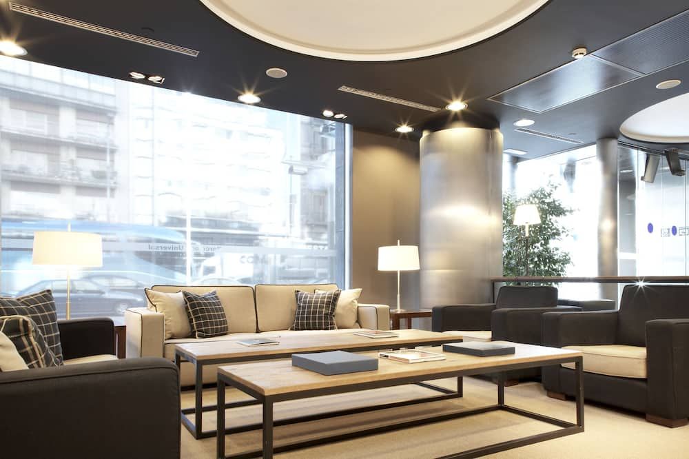 فندق يونيفرسال - برشلونة