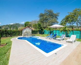 Willys villa - Jarabacoa - Piscina