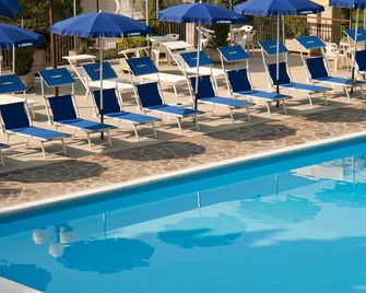 Villaggio Albergo il Gabbiano - Passignano sul Trasimeno - Pool