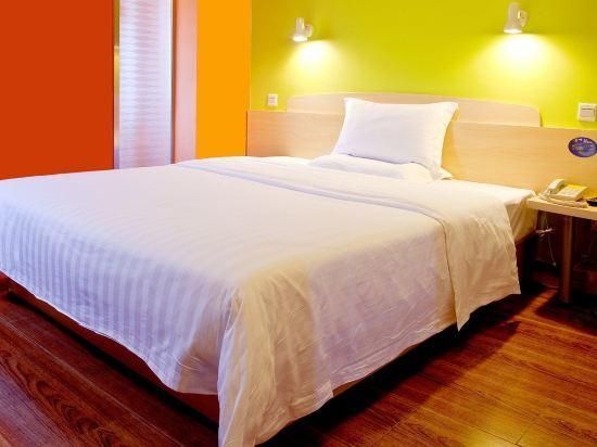 7 Days Inn Nanjing Dachang Walking Street Branch - נאנז'ינג - חדר שינה