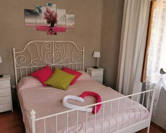 Al Passo di Thalia - Ricadi - Schlafzimmer