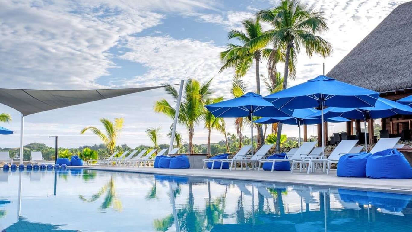 Plantation Island Resort