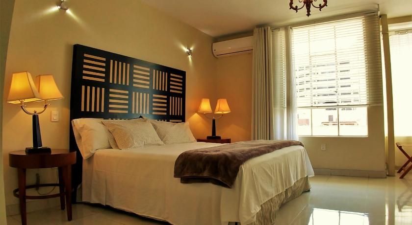 Hotel del Angel thumbnail 2