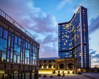 Hilton Istanbul Bomonti Hotel & Conference Center - Istanbul